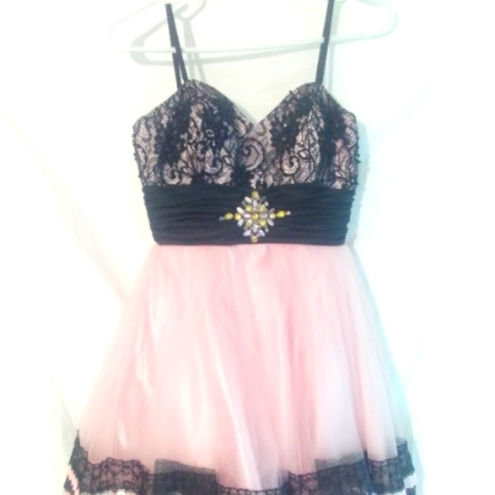 Women's 2 Mac Duggal Couture Dress